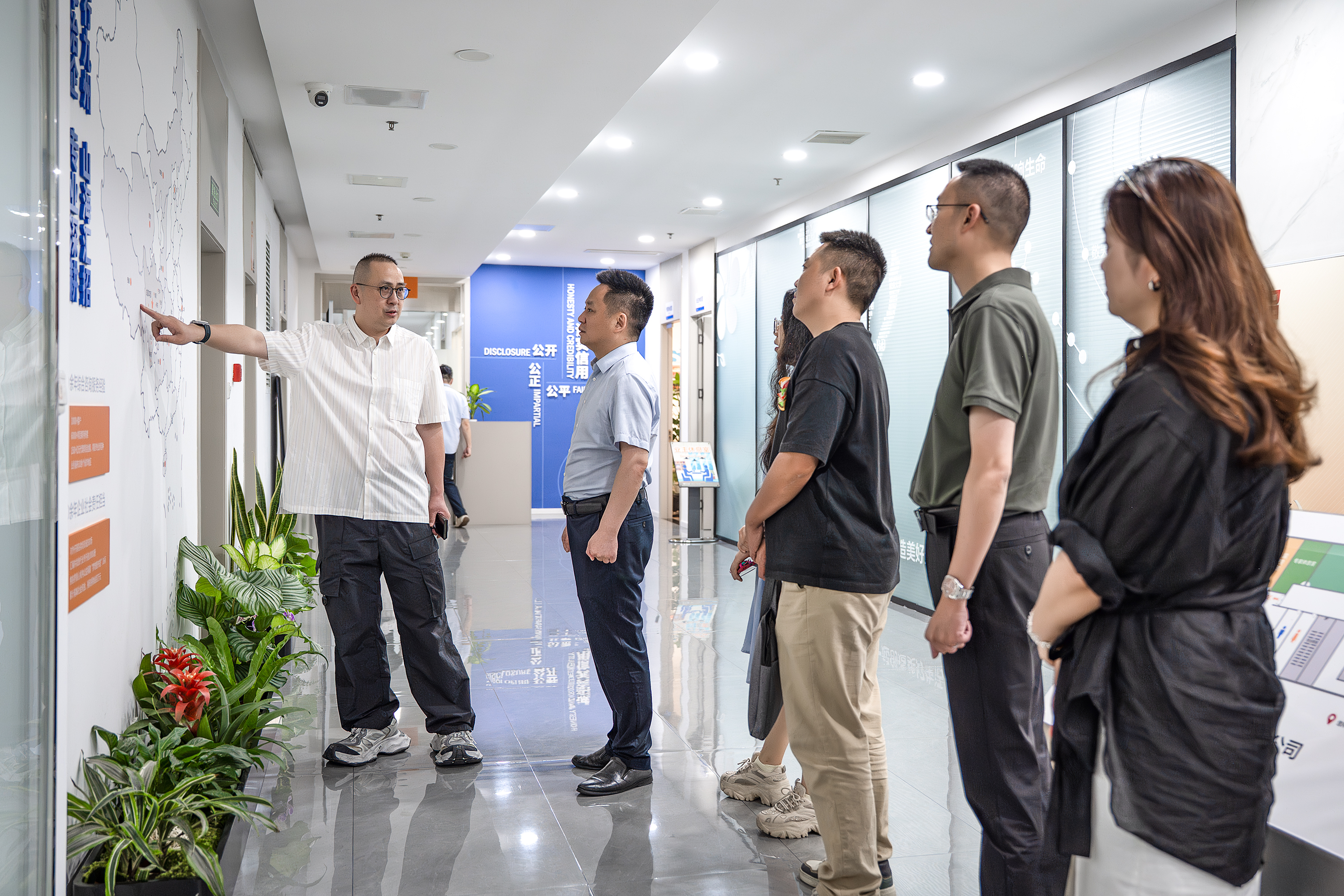 商務(wù)廳外貿(mào)運(yùn)行處來川招調(diào)研 商務(wù)廳外貿(mào)運(yùn)行處來川招調(diào)研